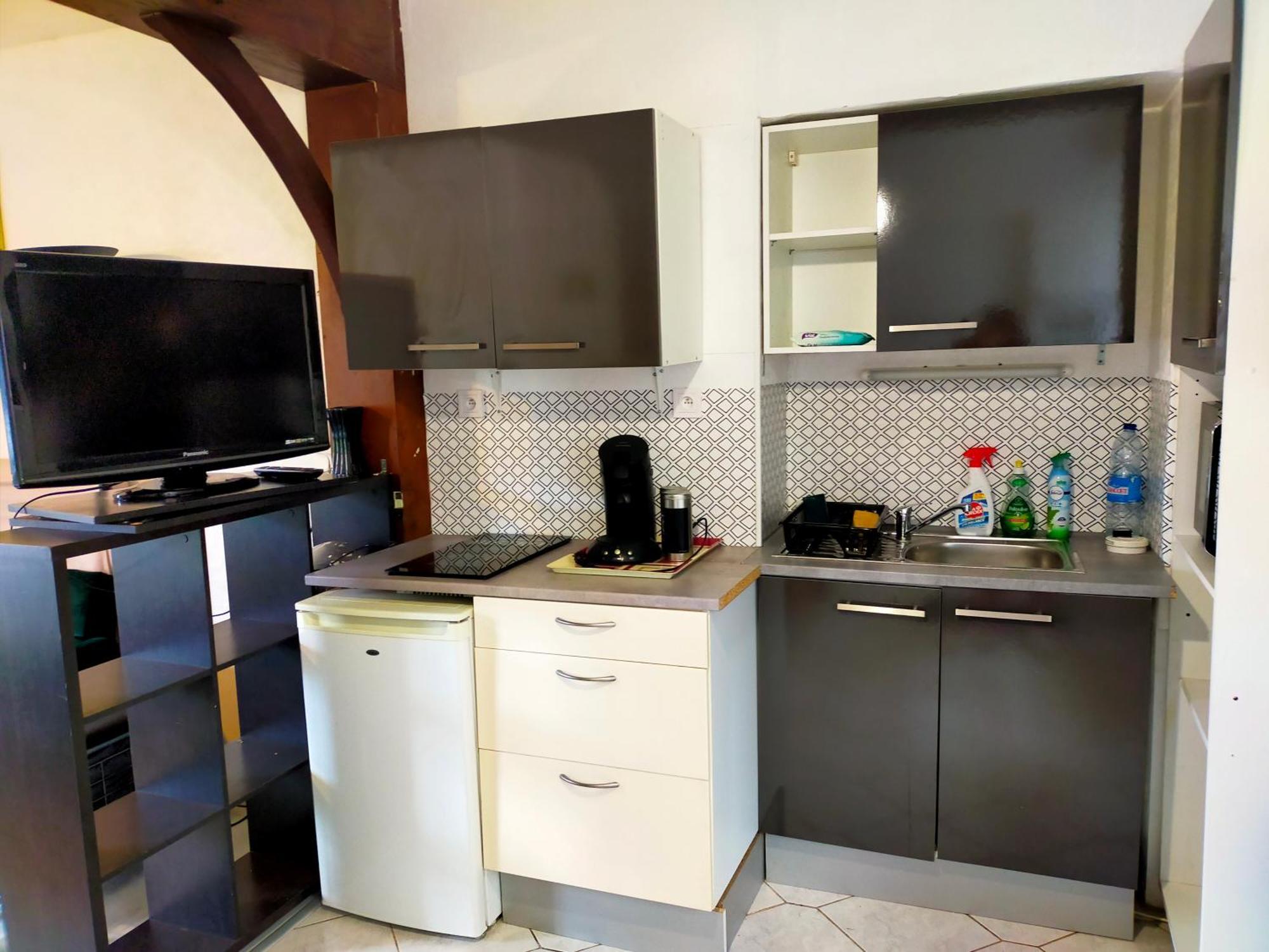 Studio En Rdc Avec Balcon Centre Vitre المظهر الخارجي الصورة
