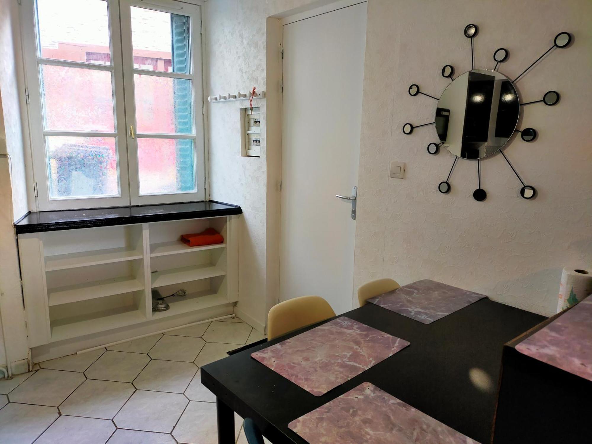 Studio En Rdc Avec Balcon Centre Vitre المظهر الخارجي الصورة